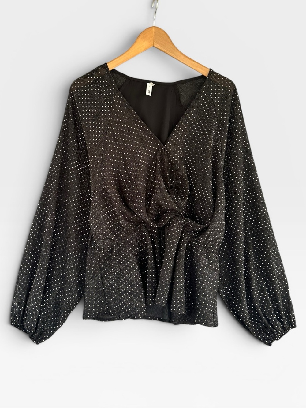 🎉5 for $45🎉 Glam top blouse shirt size L